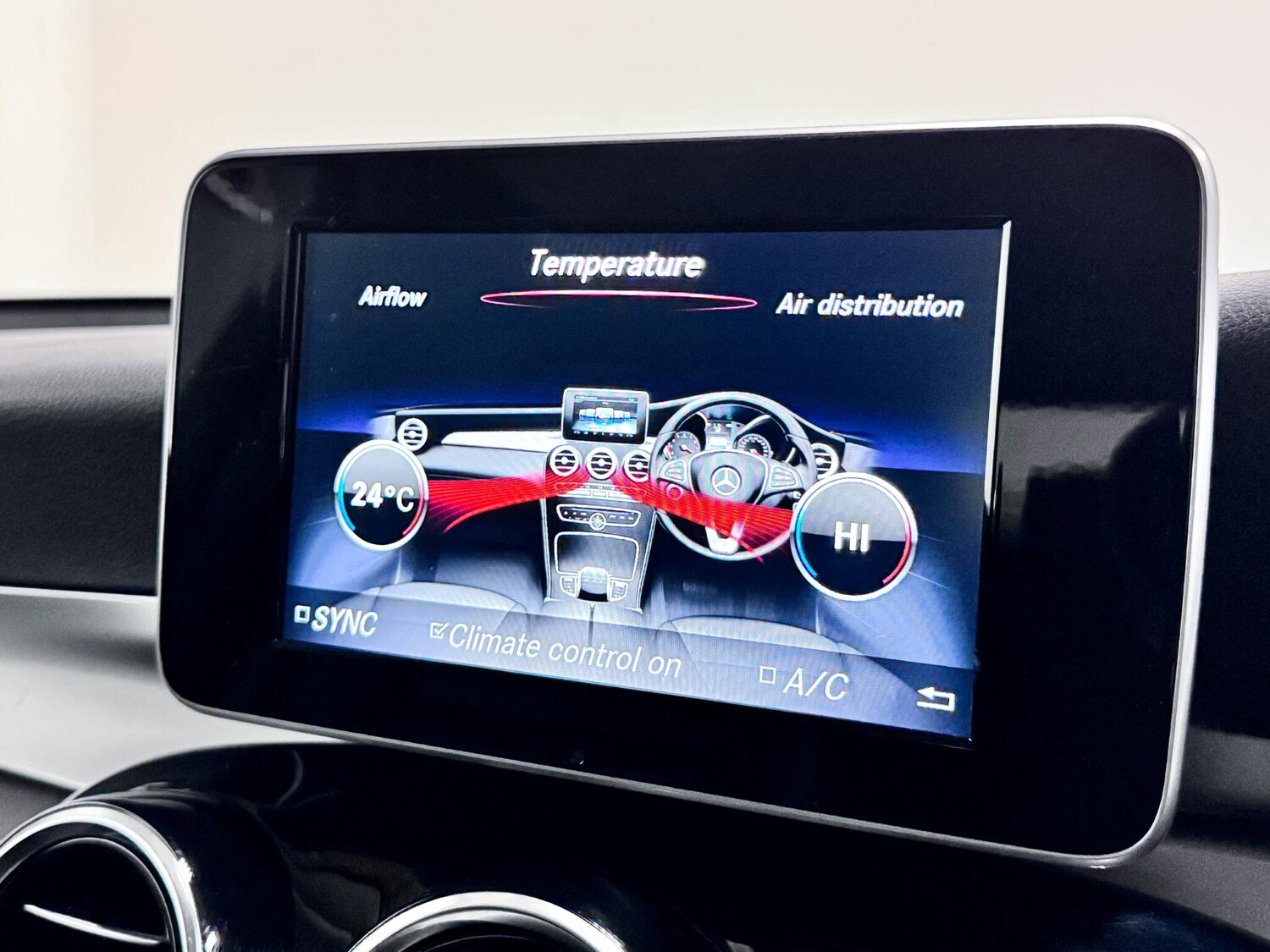 Used Mercedes-Benz GLC 2018 for sale - 77376820: Photo 45