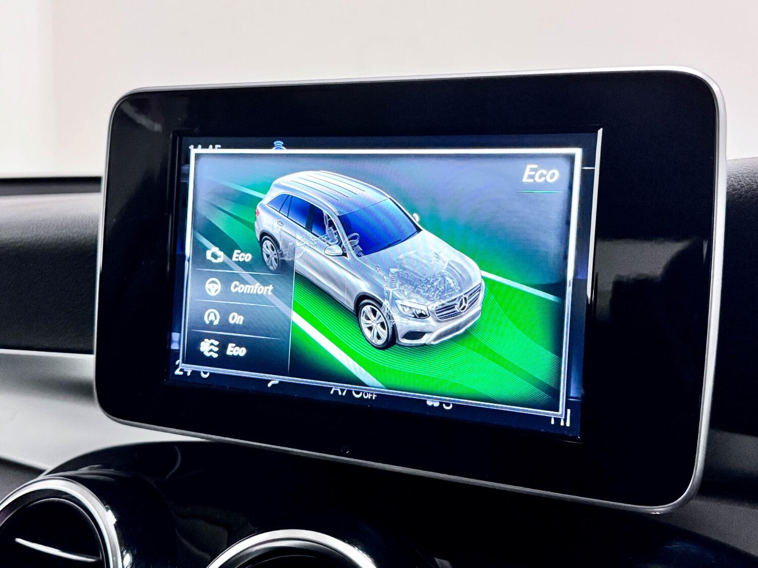 Used Mercedes-Benz GLC 2018 for sale - 77376820: Photo 46