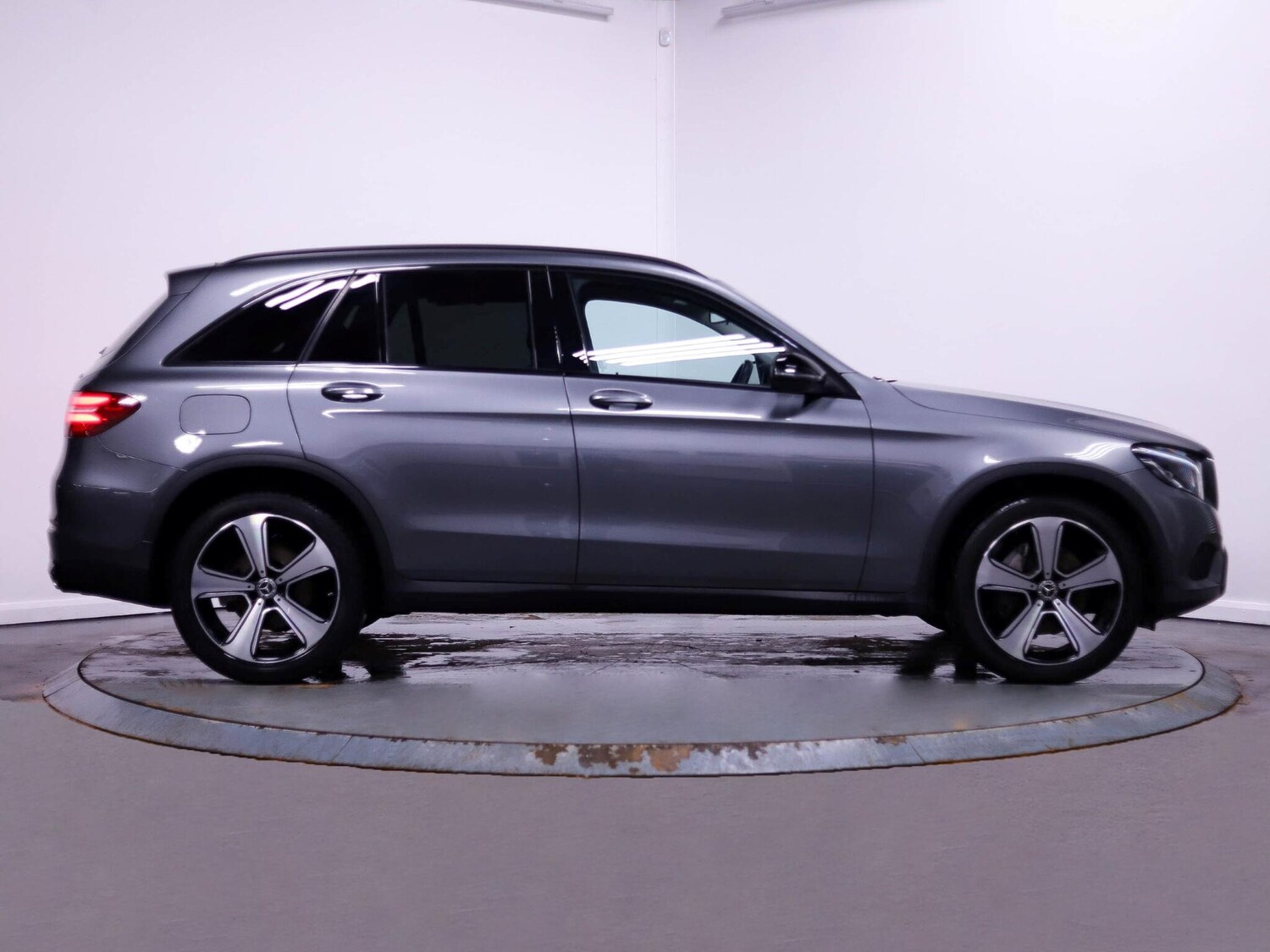 Used Mercedes-Benz GLC 2018 for sale - 77376820: Photo 8