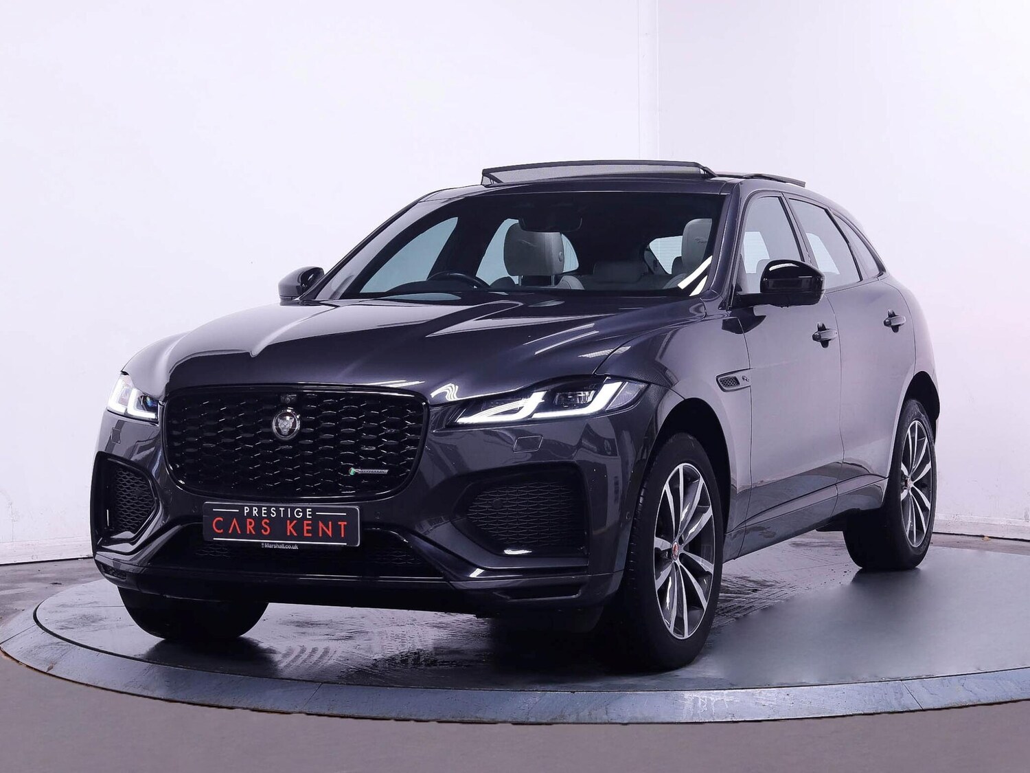 Used Jaguar F-Pace 2021 for sale - 76839629: Photo 6
