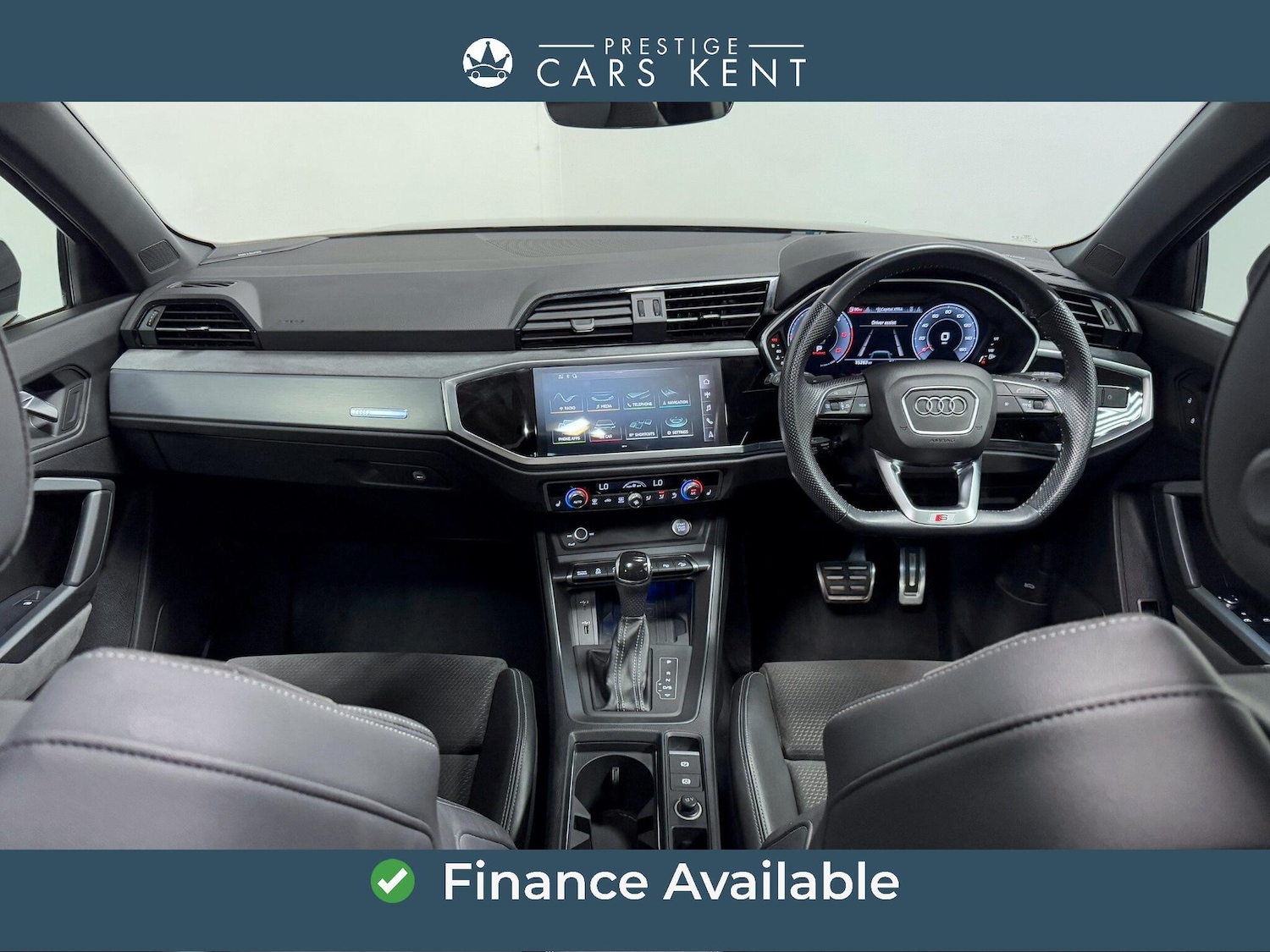 Used Audi Q3 2020 for sale - 77440308: Photo 2