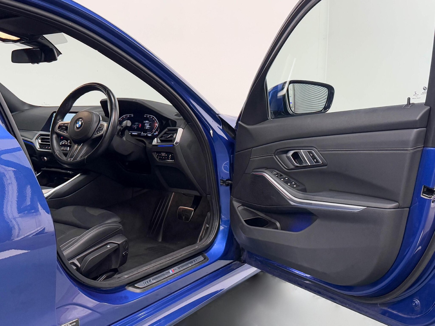 Used BMW 3 Series 2021 for sale - 76072180: Photo 12