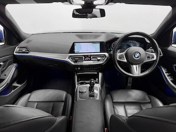 Used BMW 3 Series 2021 for sale - 76072180: Photo 2