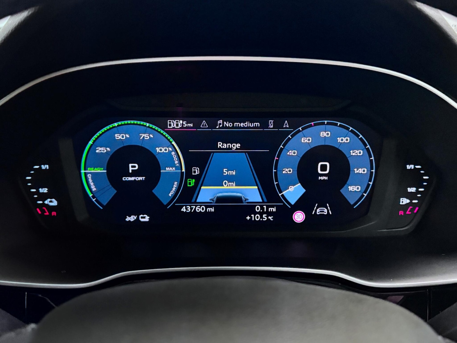 Used Audi Q3 2023 for sale - 77585853: Photo 35