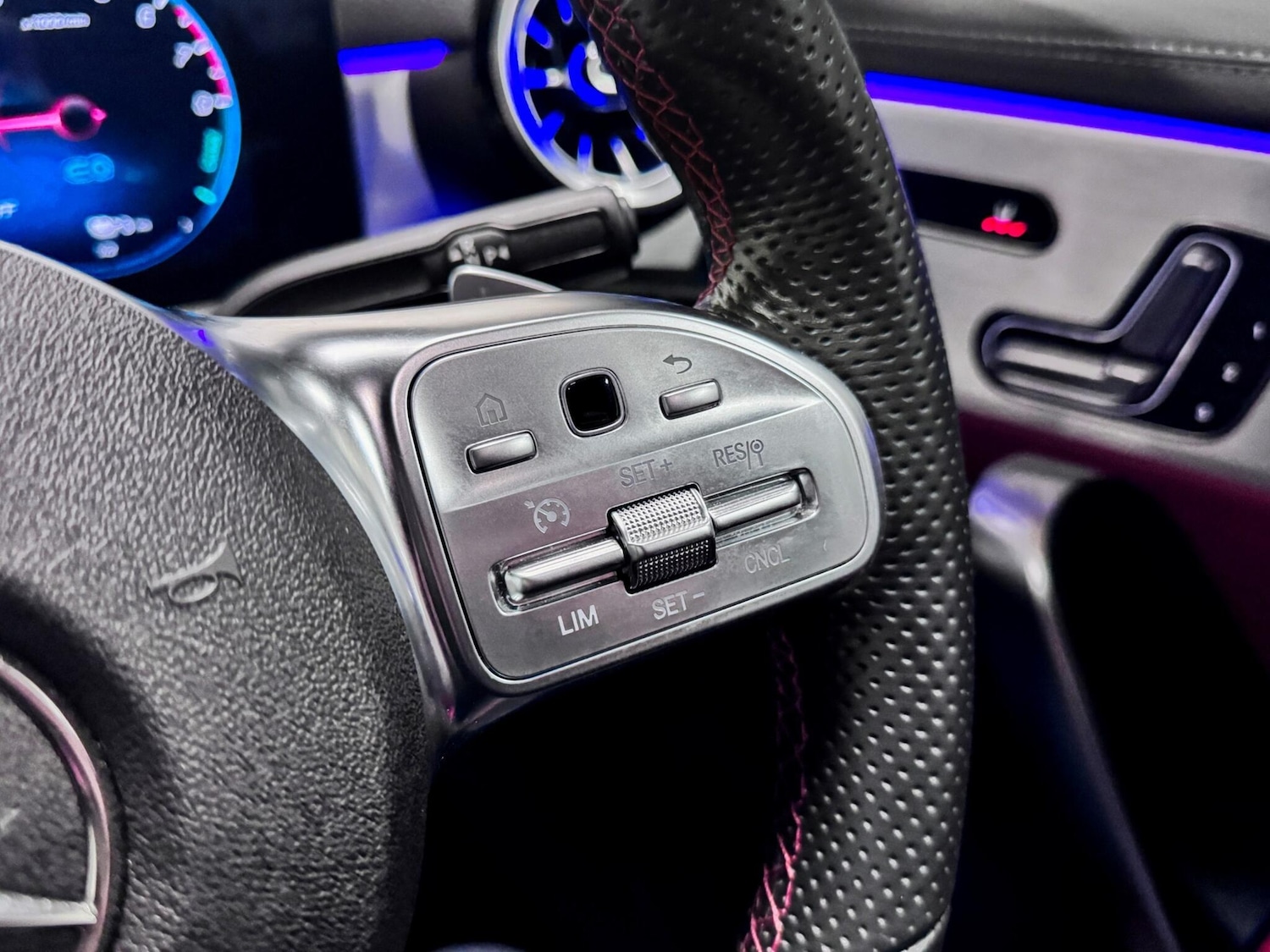 Used Mercedes-Benz CLA 2021 for sale - 77386609: Photo 36