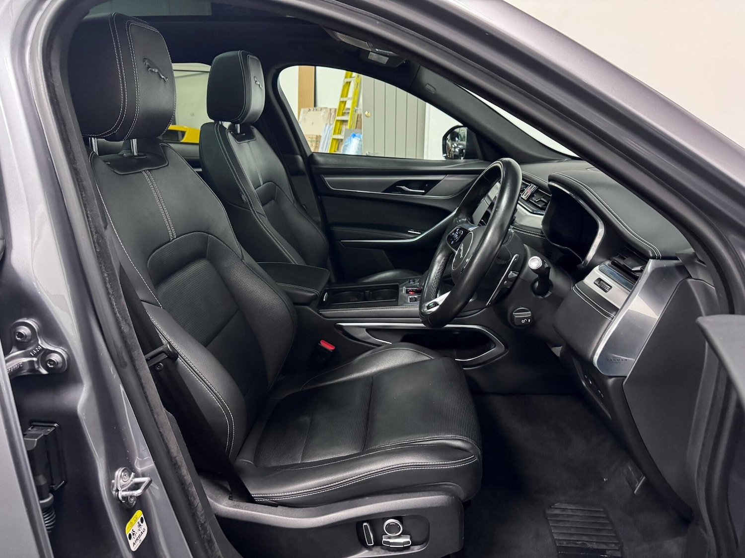 Used Jaguar F-Pace 2021 for sale - 76728731: Photo 19