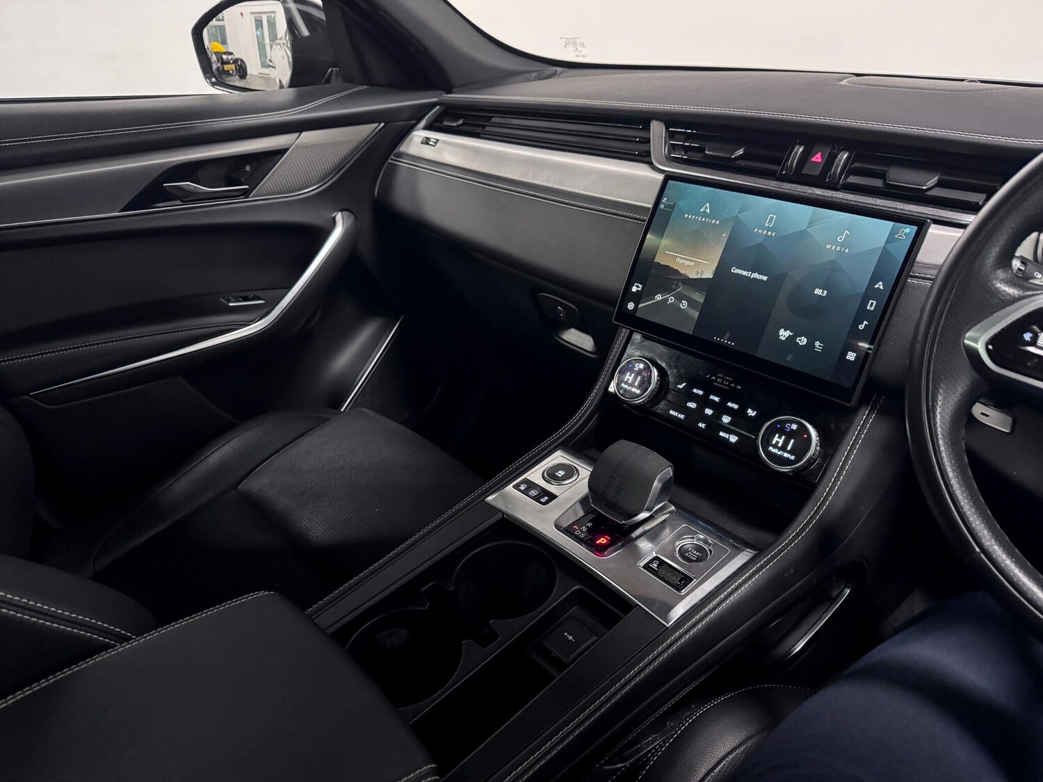 Used Jaguar F-Pace 2021 for sale - 76728731: Photo 26