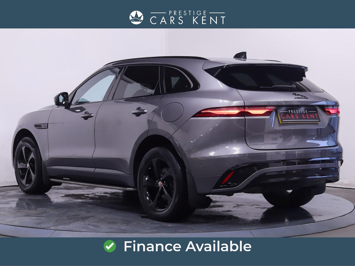Used Jaguar F-Pace 2021 for sale - 76728731: Photo 3
