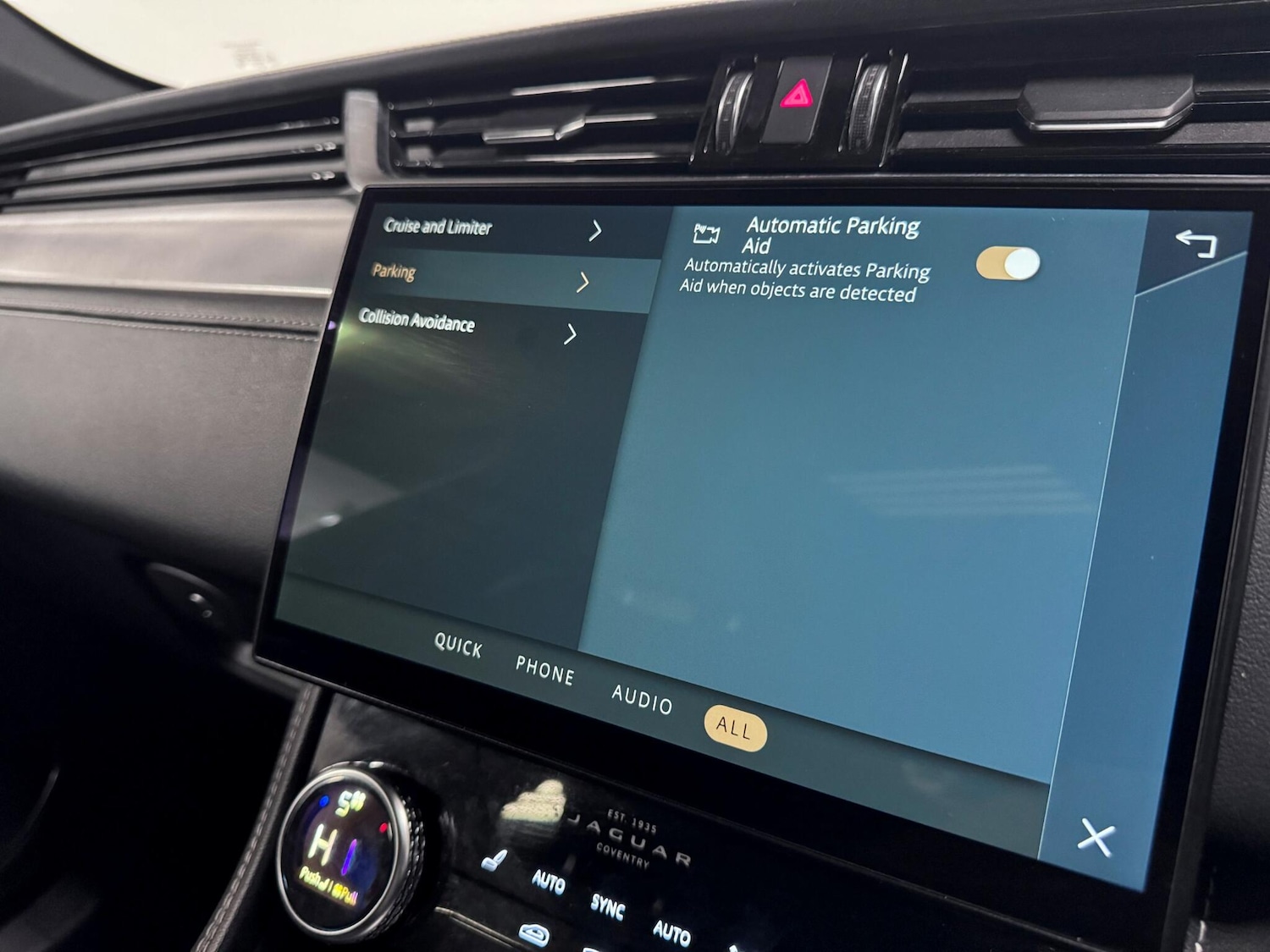 Used Jaguar F-Pace 2021 for sale - 76728731: Photo 43