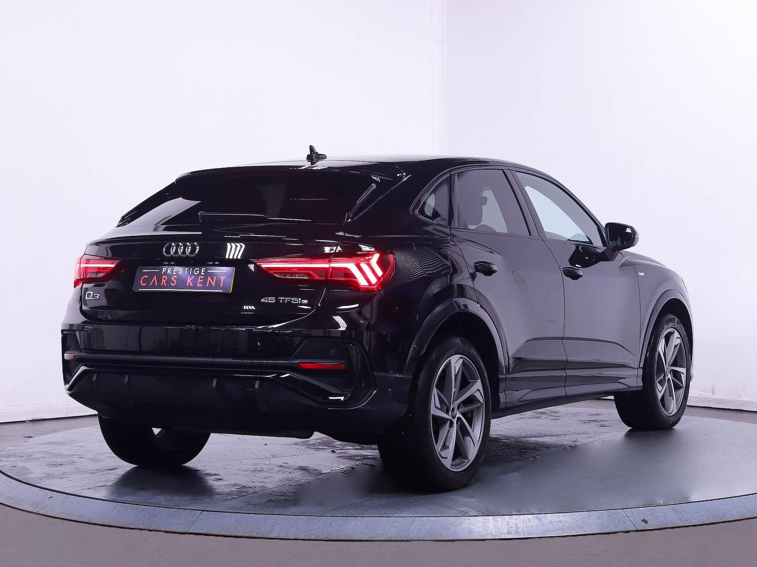 Used Audi Q3 2023 for sale - 76786718: Photo 9