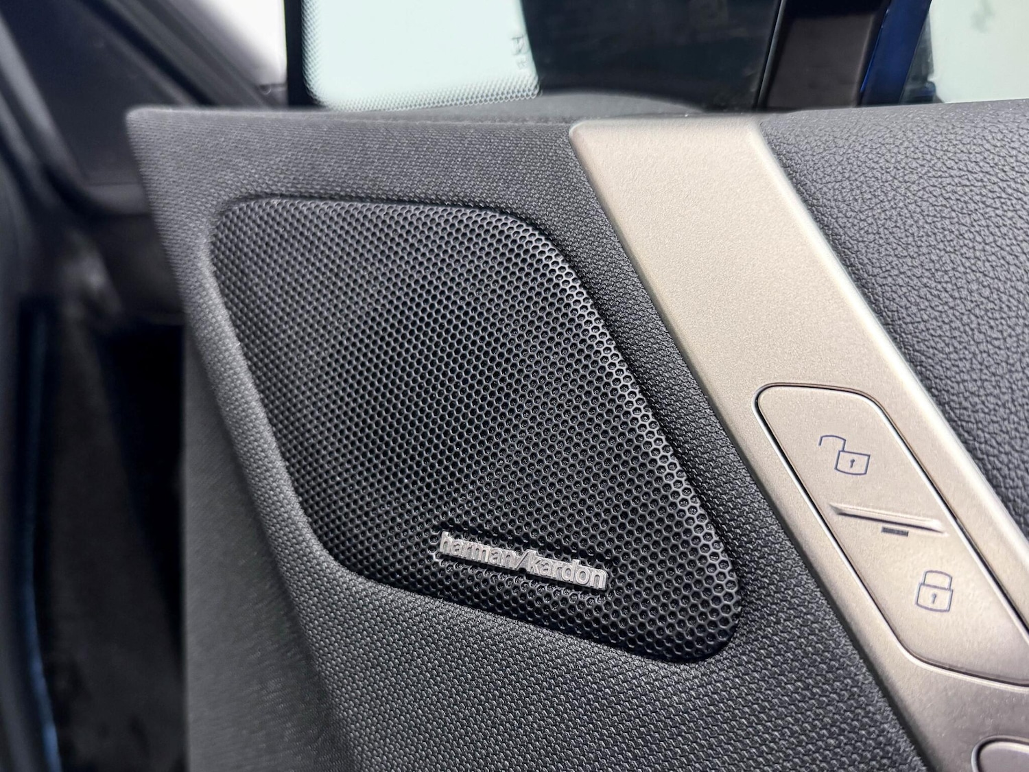 Used BMW iX 2023 for sale - 76658219: Photo 16