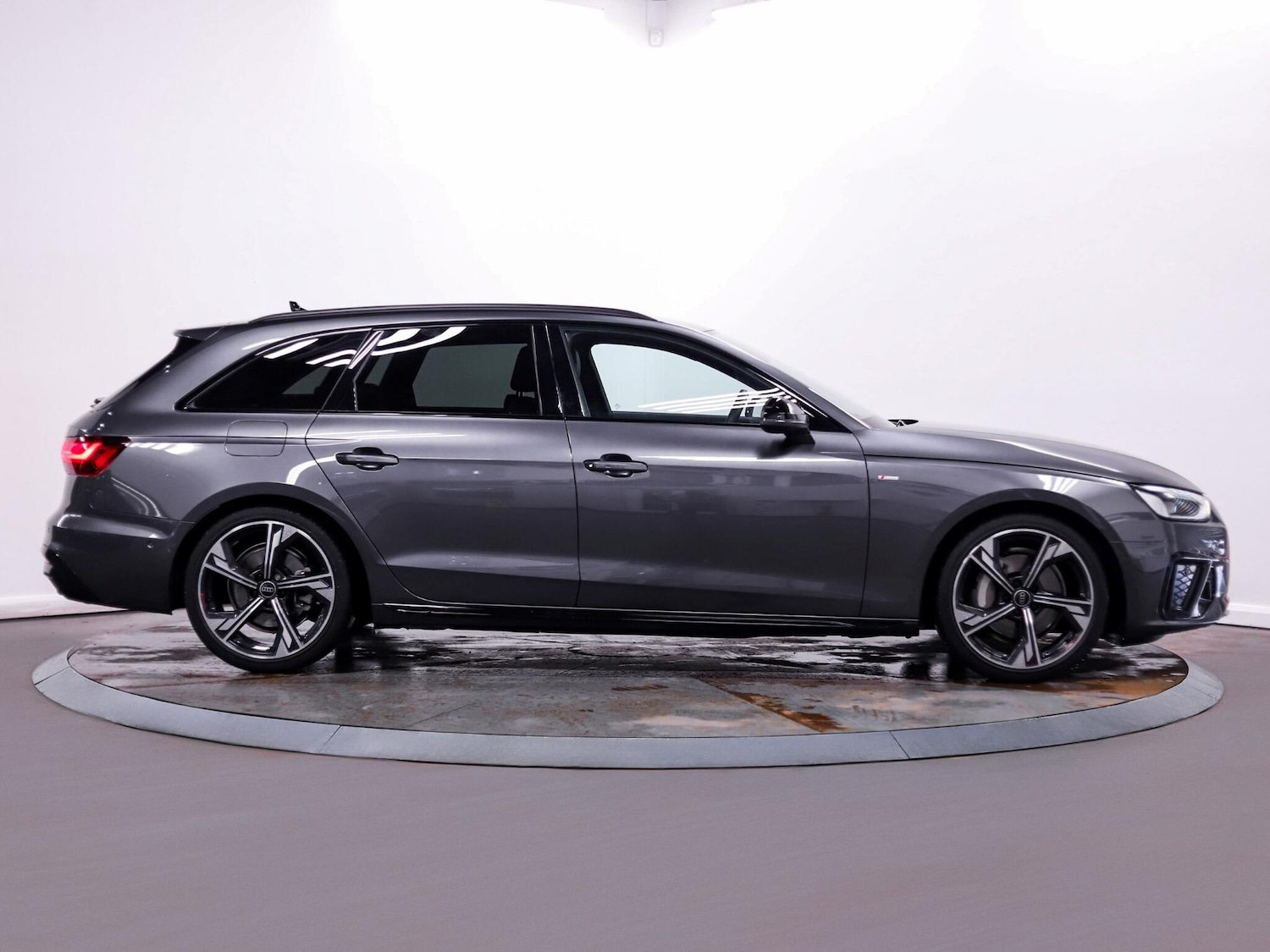 Used Audi A4 Avant 2023 for sale - 77645796: Photo 8