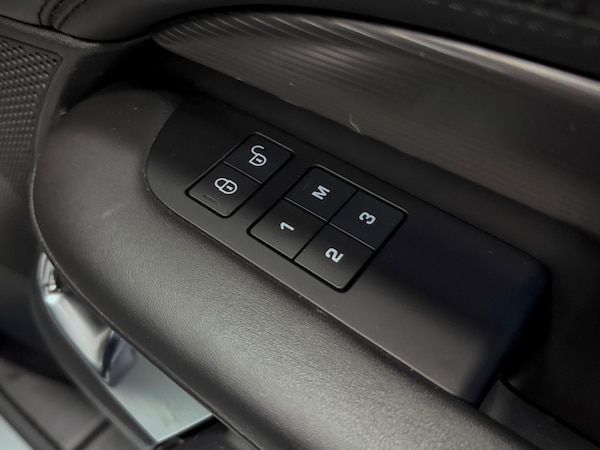 Used Land Rover Discovery 2020 for sale - 76200034: Photo 23