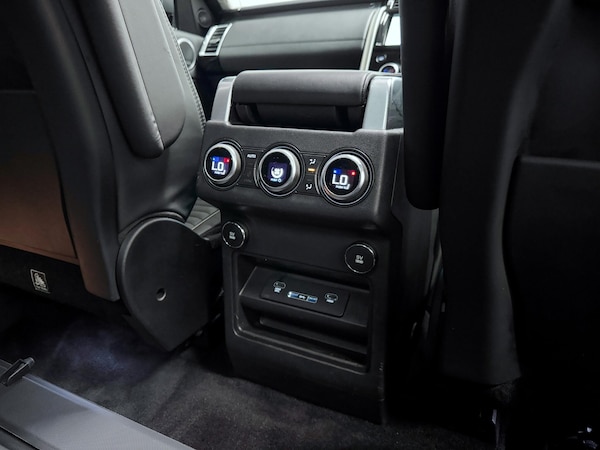 Used Land Rover Discovery 2020 for sale - 76200034: Photo 34