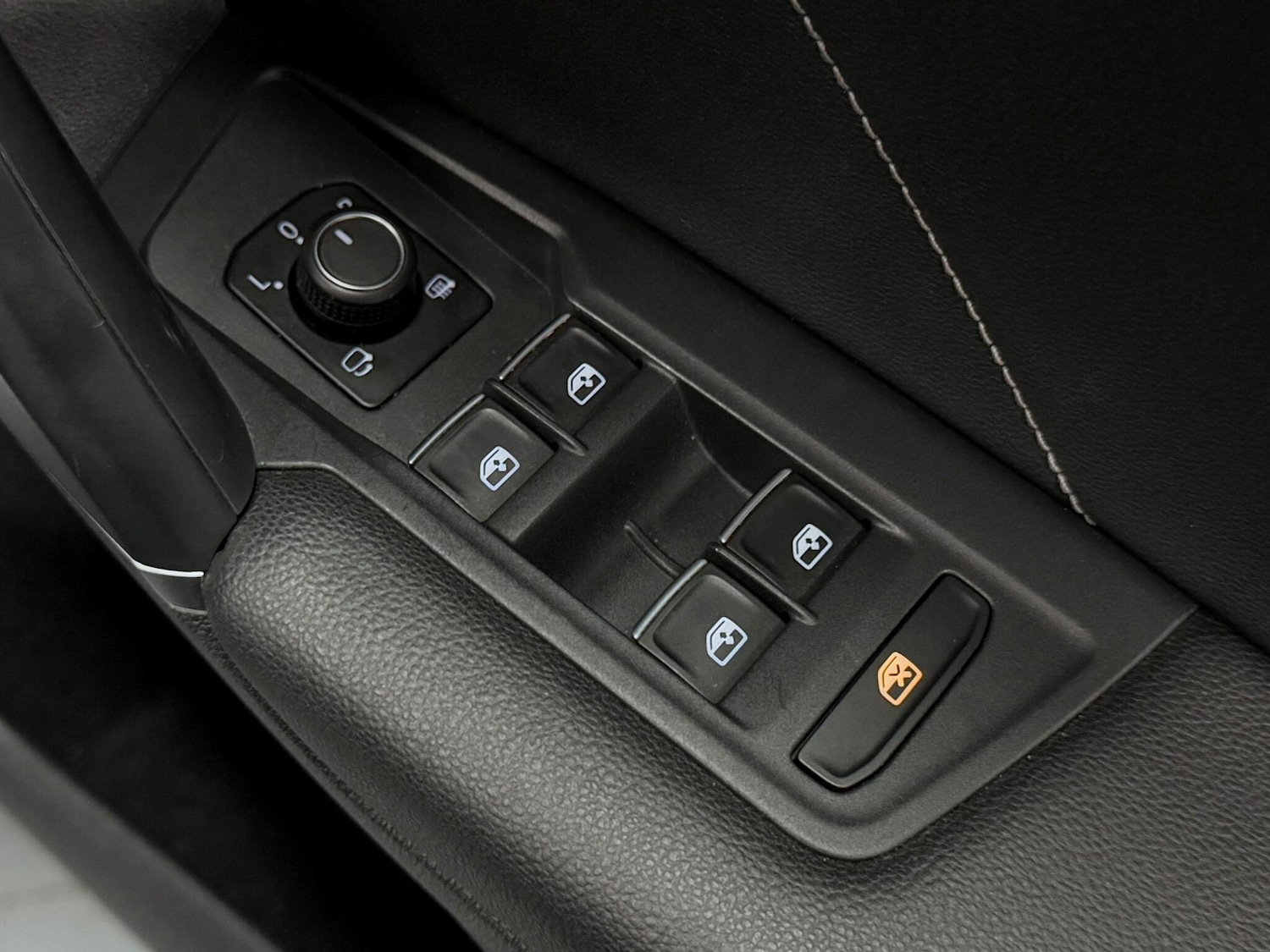 Used Volkswagen Tiguan 2017 for sale - 76388086: Photo 14