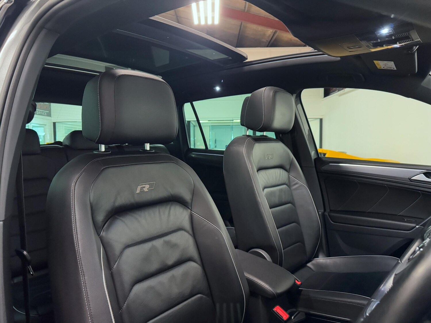 Used Volkswagen Tiguan 2017 for sale - 76388086: Photo 21