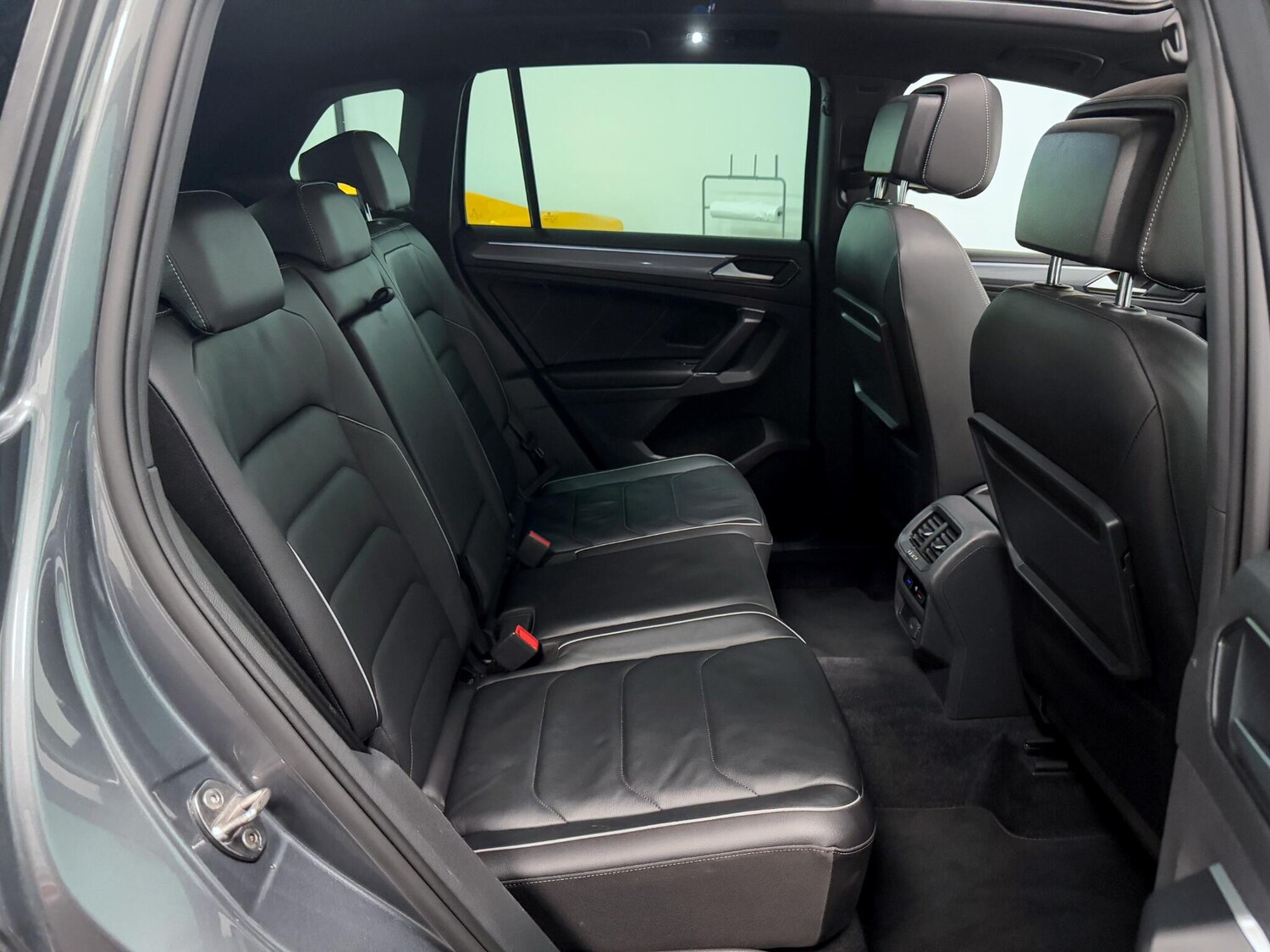 Used Volkswagen Tiguan 2017 for sale - 76388086: Photo 22