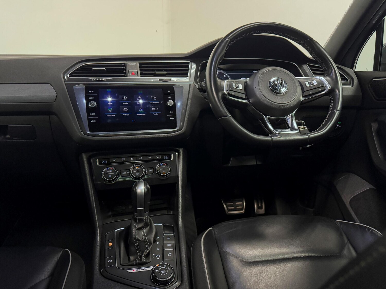 Used Volkswagen Tiguan 2017 for sale - 76388086: Photo 33