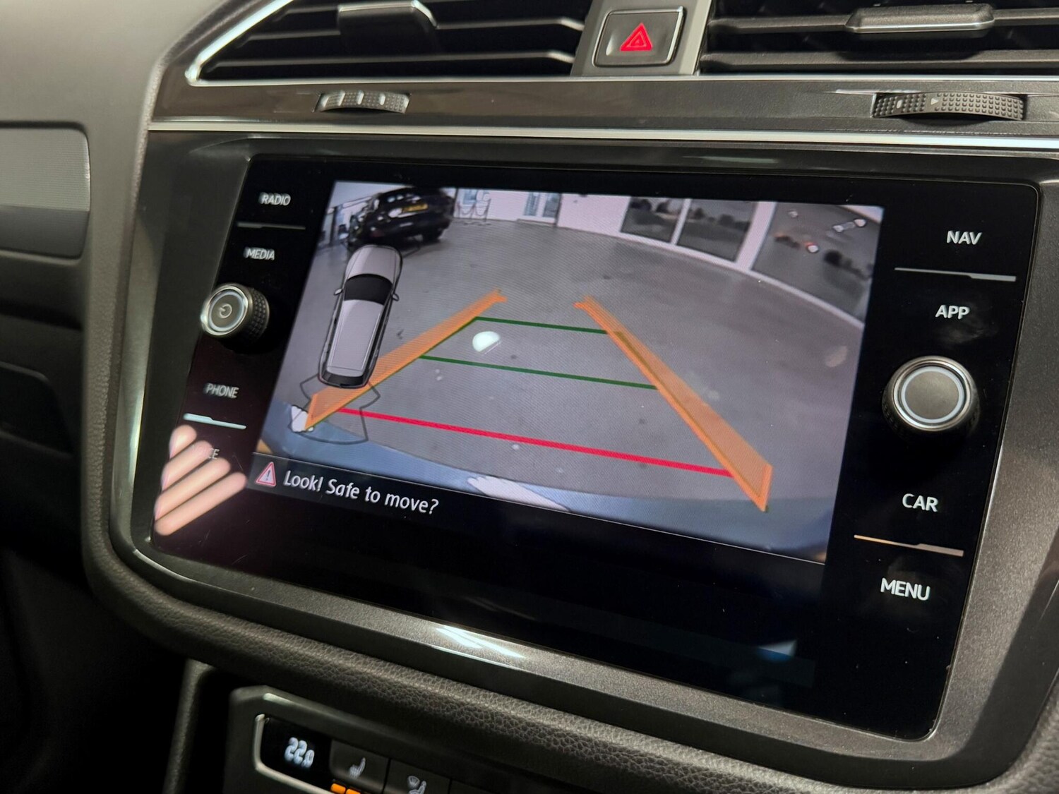 Used Volkswagen Tiguan 2017 for sale - 76388086: Photo 40