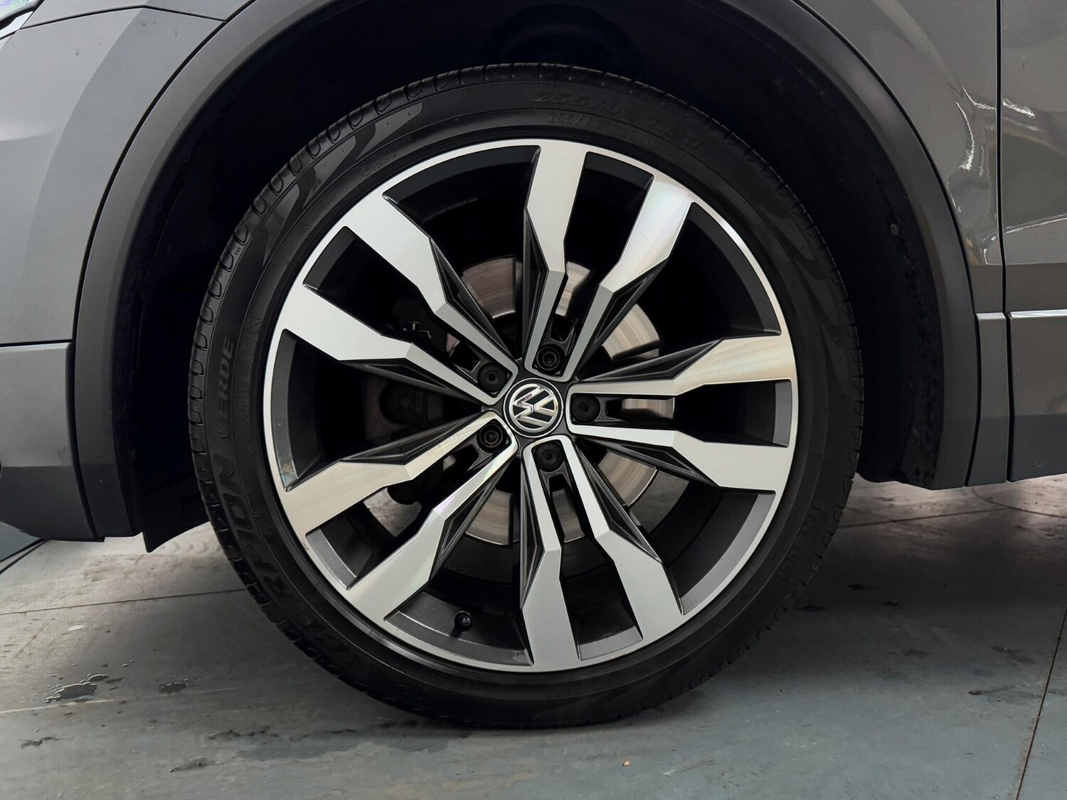 Used Volkswagen Tiguan 2017 for sale - 76388086: Photo 55