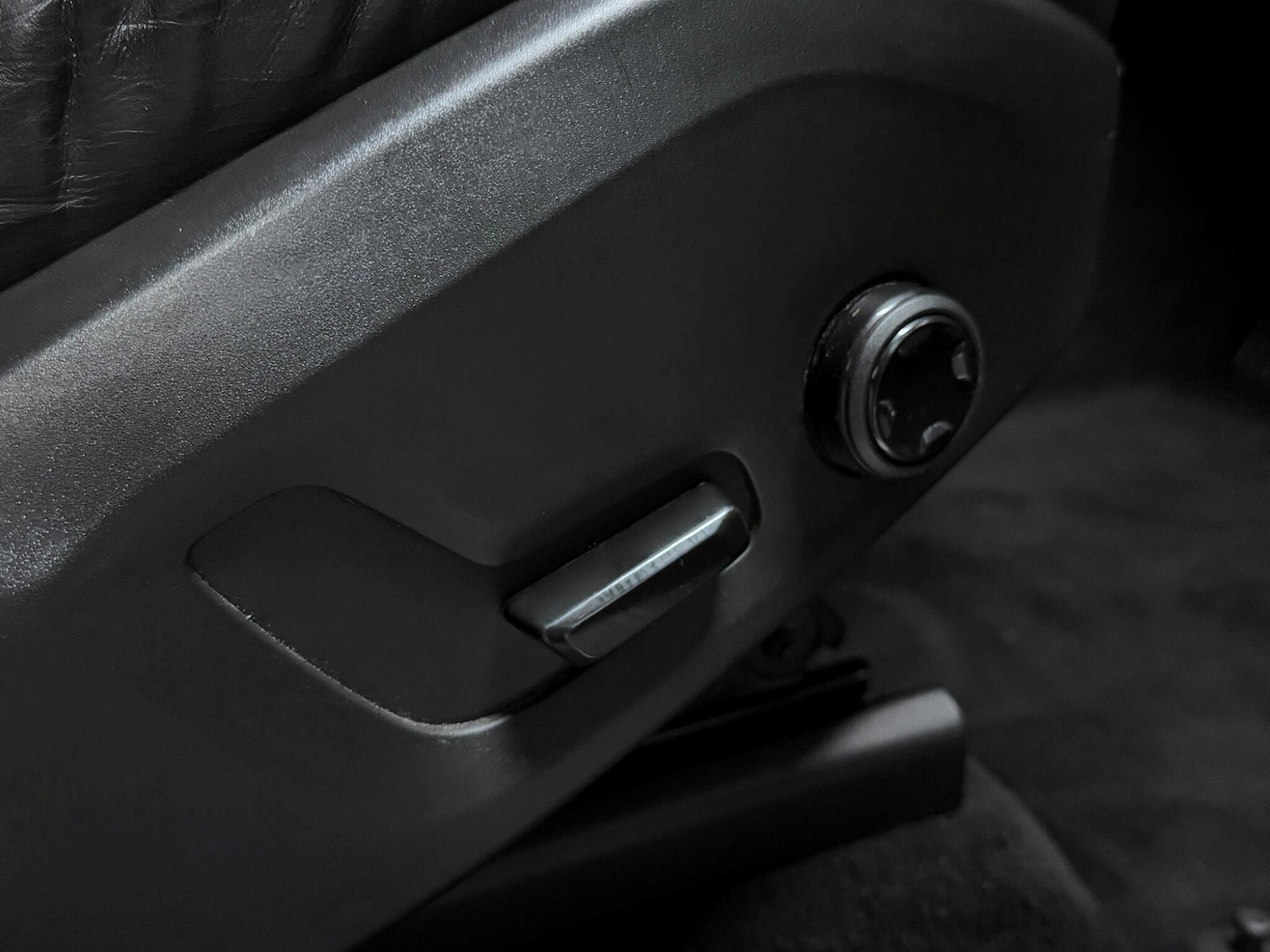 Used Volvo XC60 2019 for sale - 76370092: Photo 18