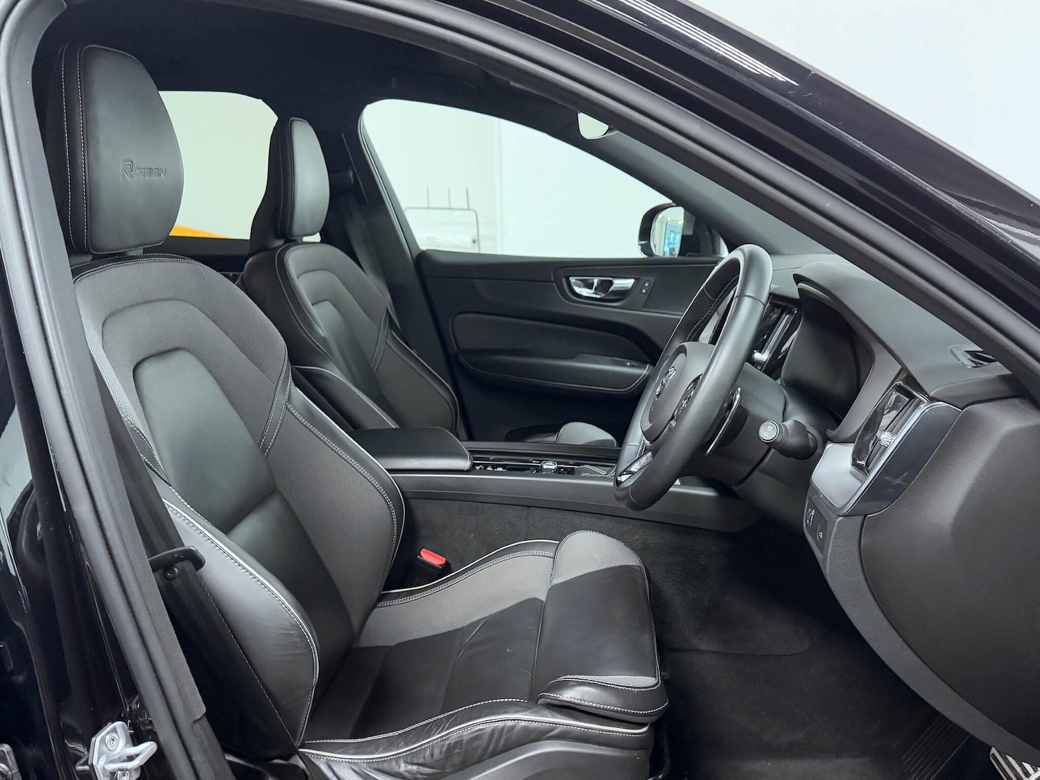 Used Volvo XC60 2019 for sale - 76370092: Photo 21