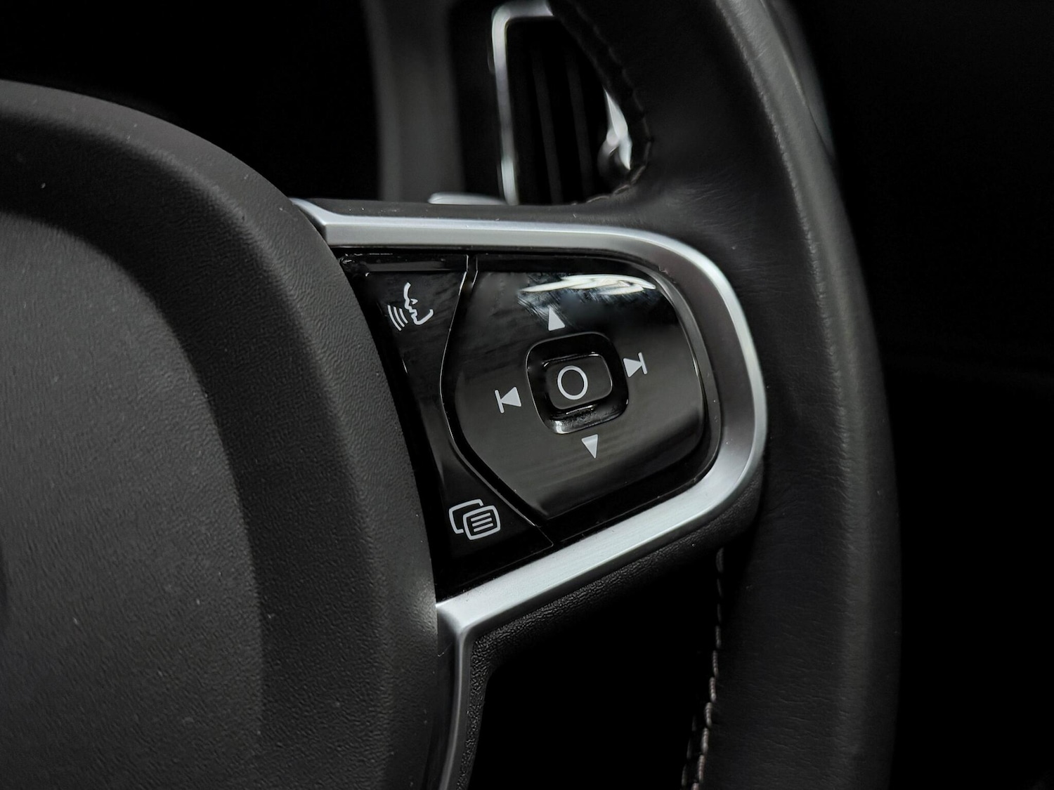 Used Volvo XC60 2019 for sale - 76370092: Photo 36