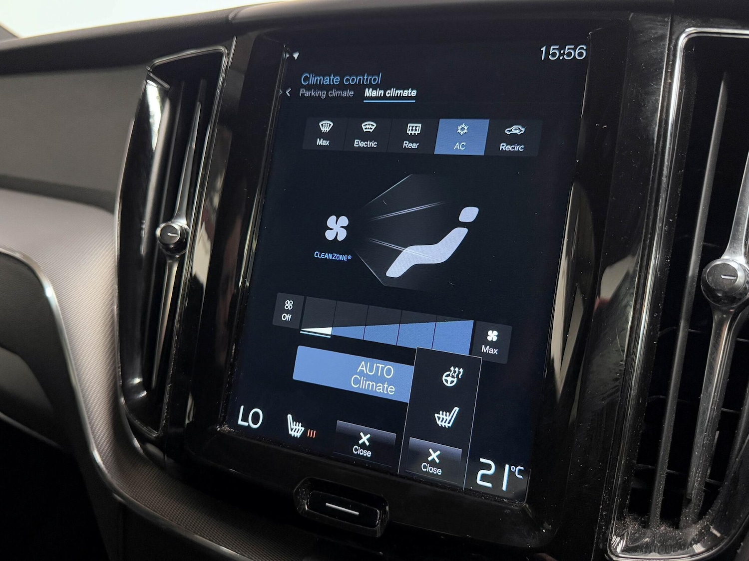 Used Volvo XC60 2019 for sale - 76370092: Photo 42