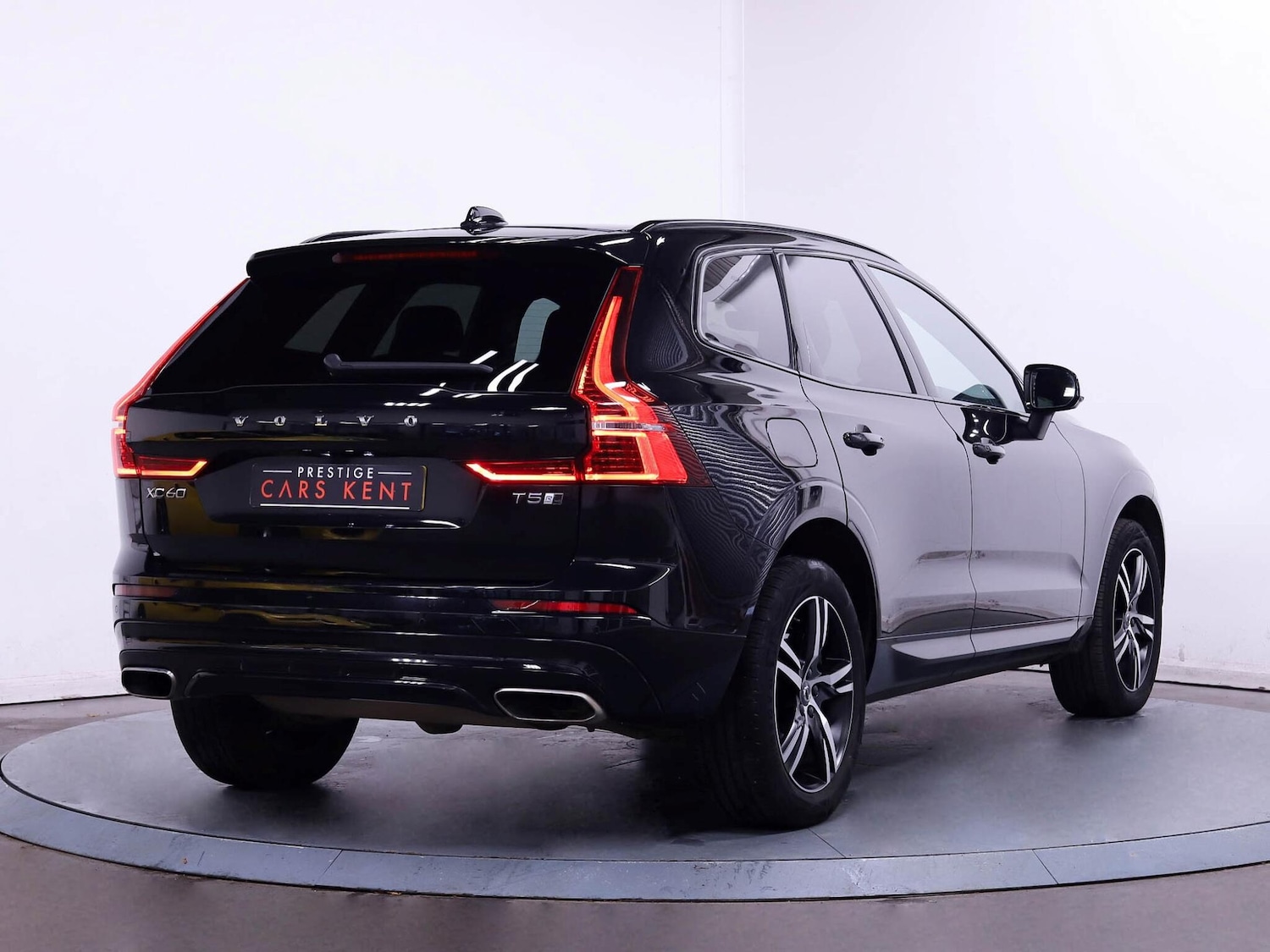 Used Volvo XC60 2019 for sale - 76370092: Photo 9