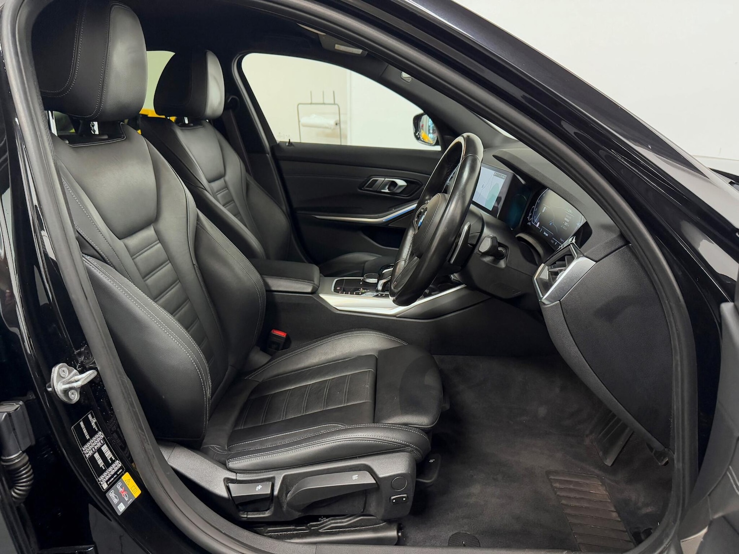 Used BMW 3 Series 2021 for sale - 76283229: Photo 19