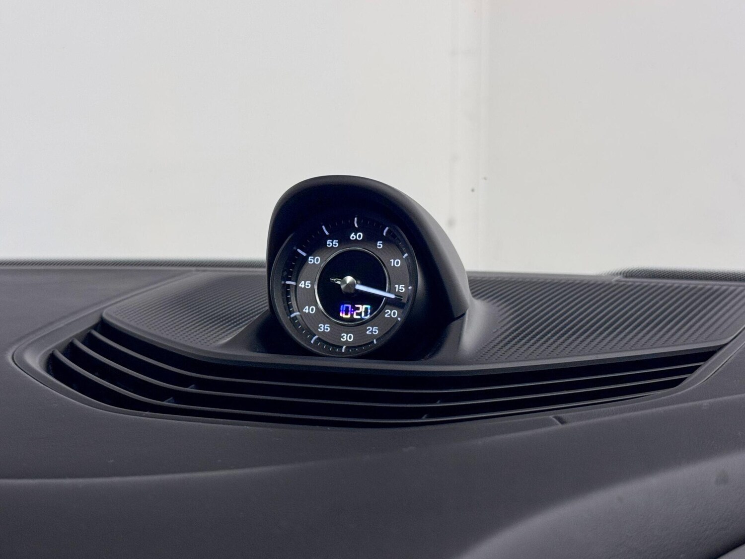 Used Porsche Taycan for sale - 77633610: Photo 37