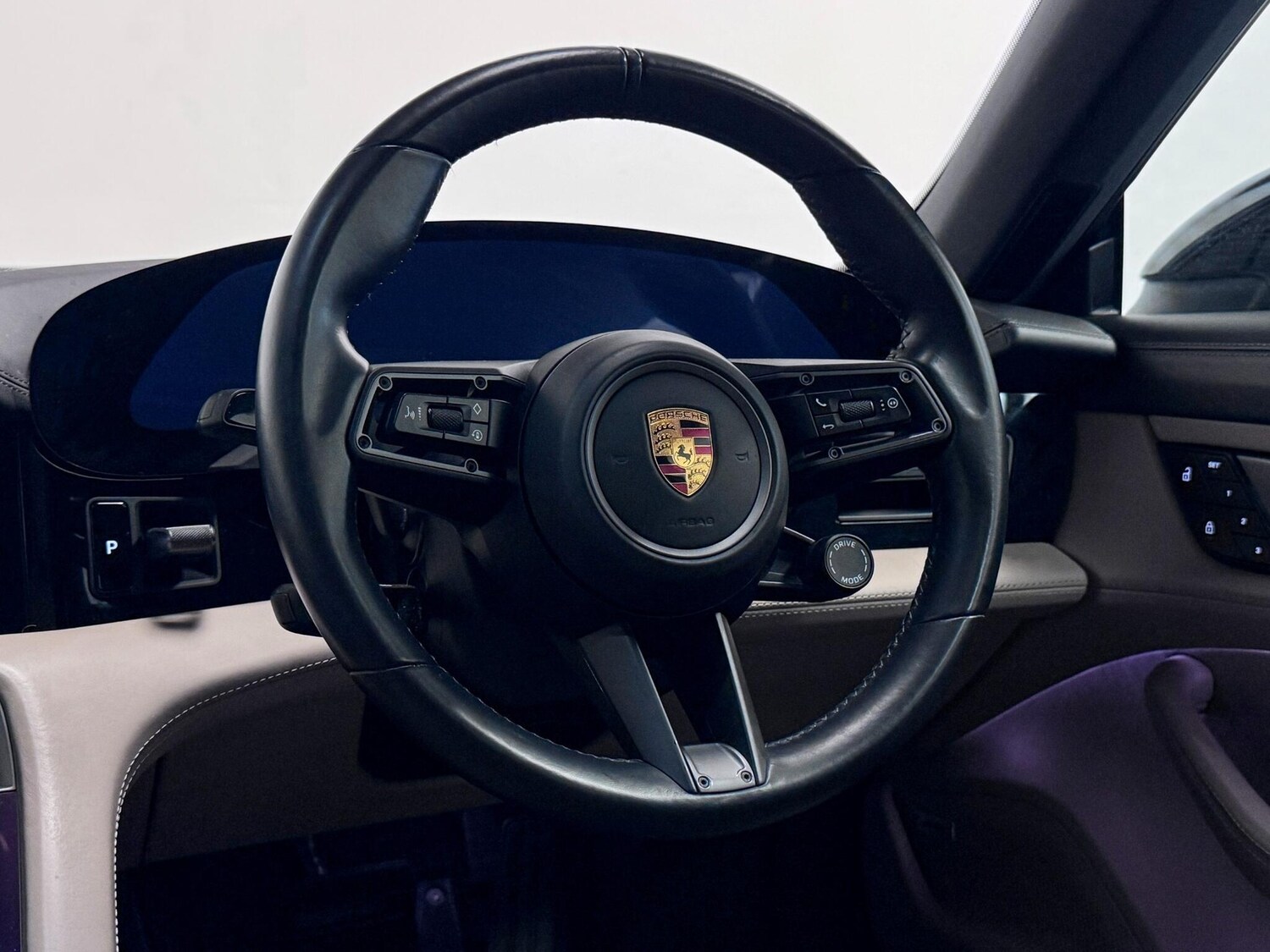 Used Porsche Taycan for sale - 77633610: Photo 39