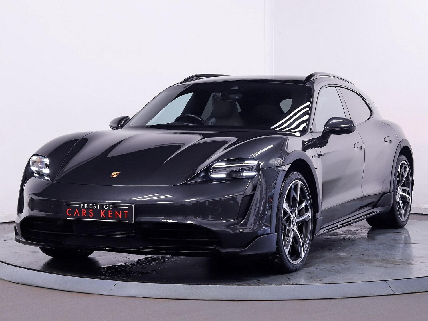 Used Porsche Taycan for sale - 77633610: Photo 6