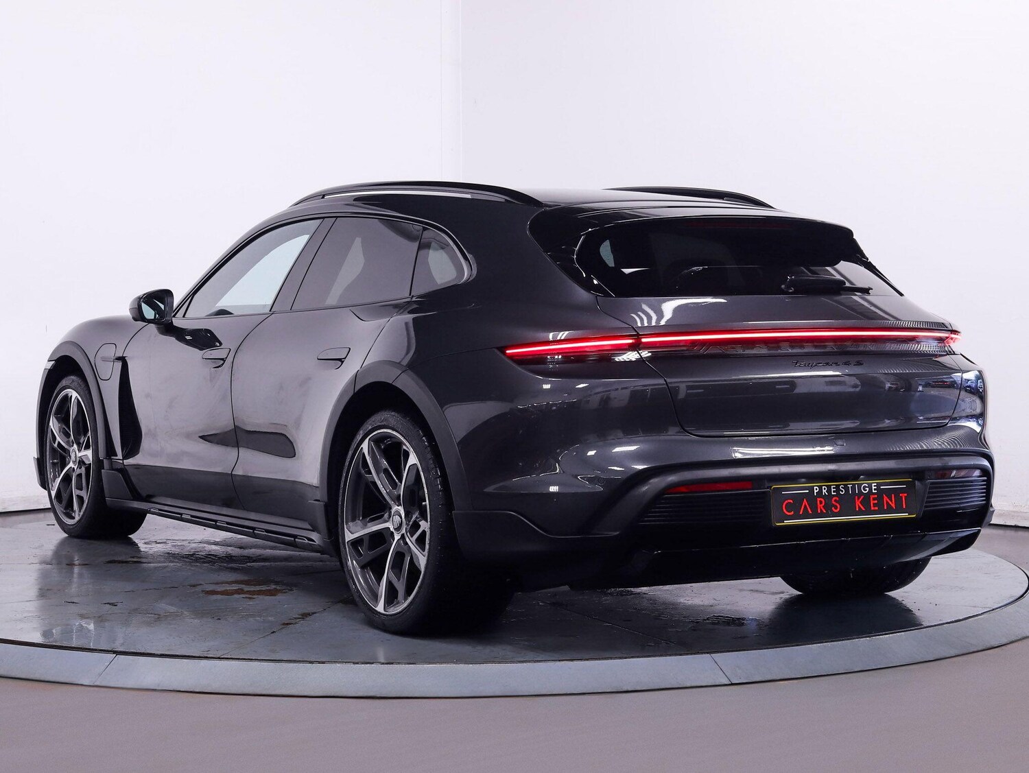 Used Porsche Taycan for sale - 77633610: Photo 65