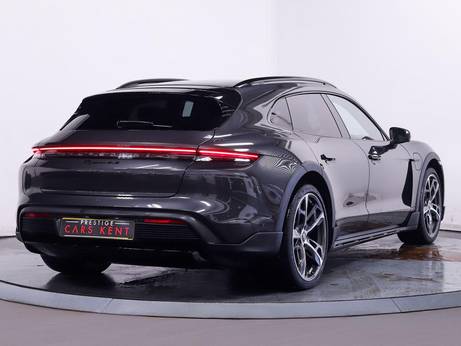 Used Porsche Taycan for sale - 77633610: Photo 70