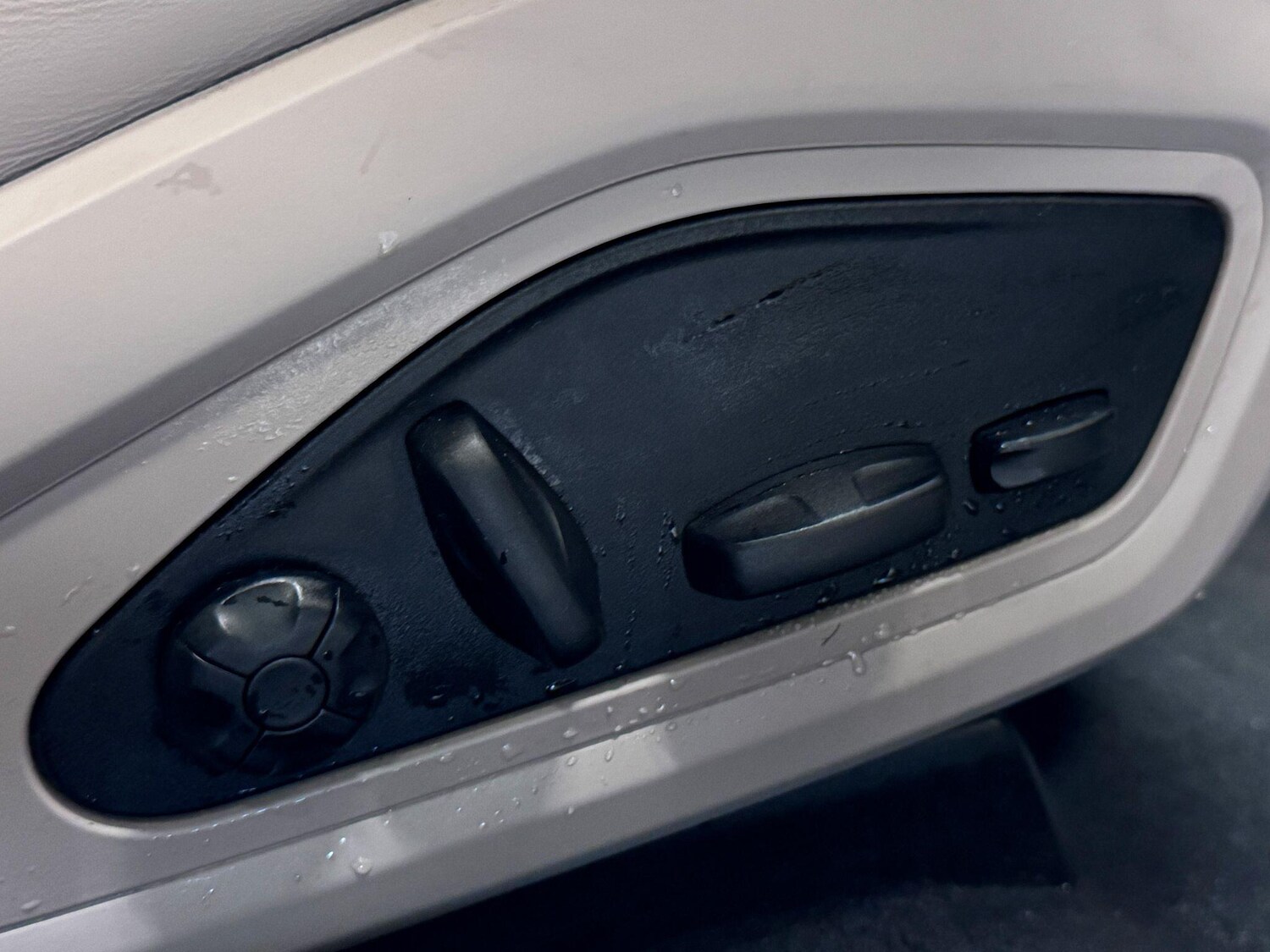 Used Porsche Taycan for sale - 77633610: Photo 80