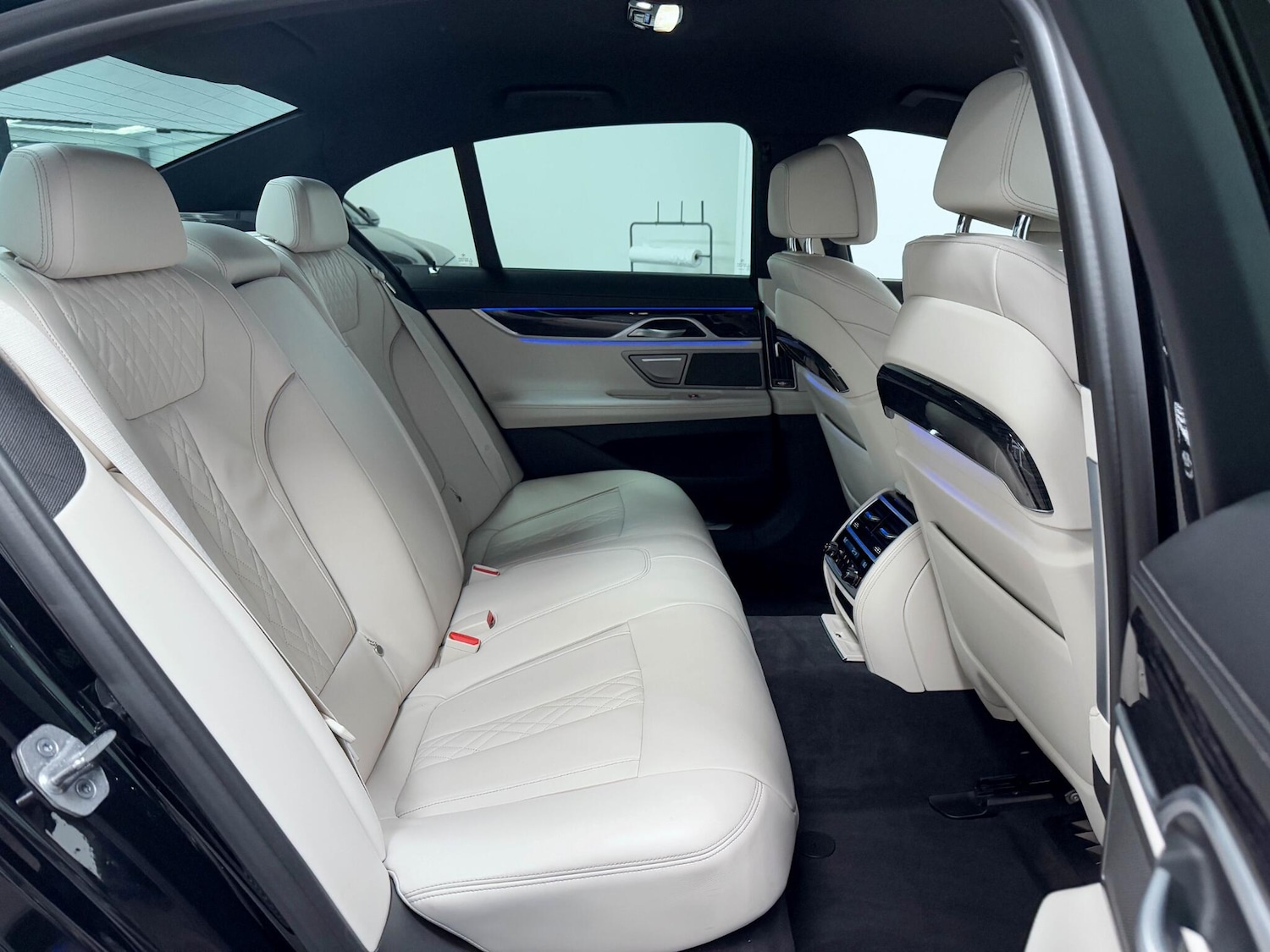 Used BMW 7 Series 2021 for sale - 76060379: Photo 26