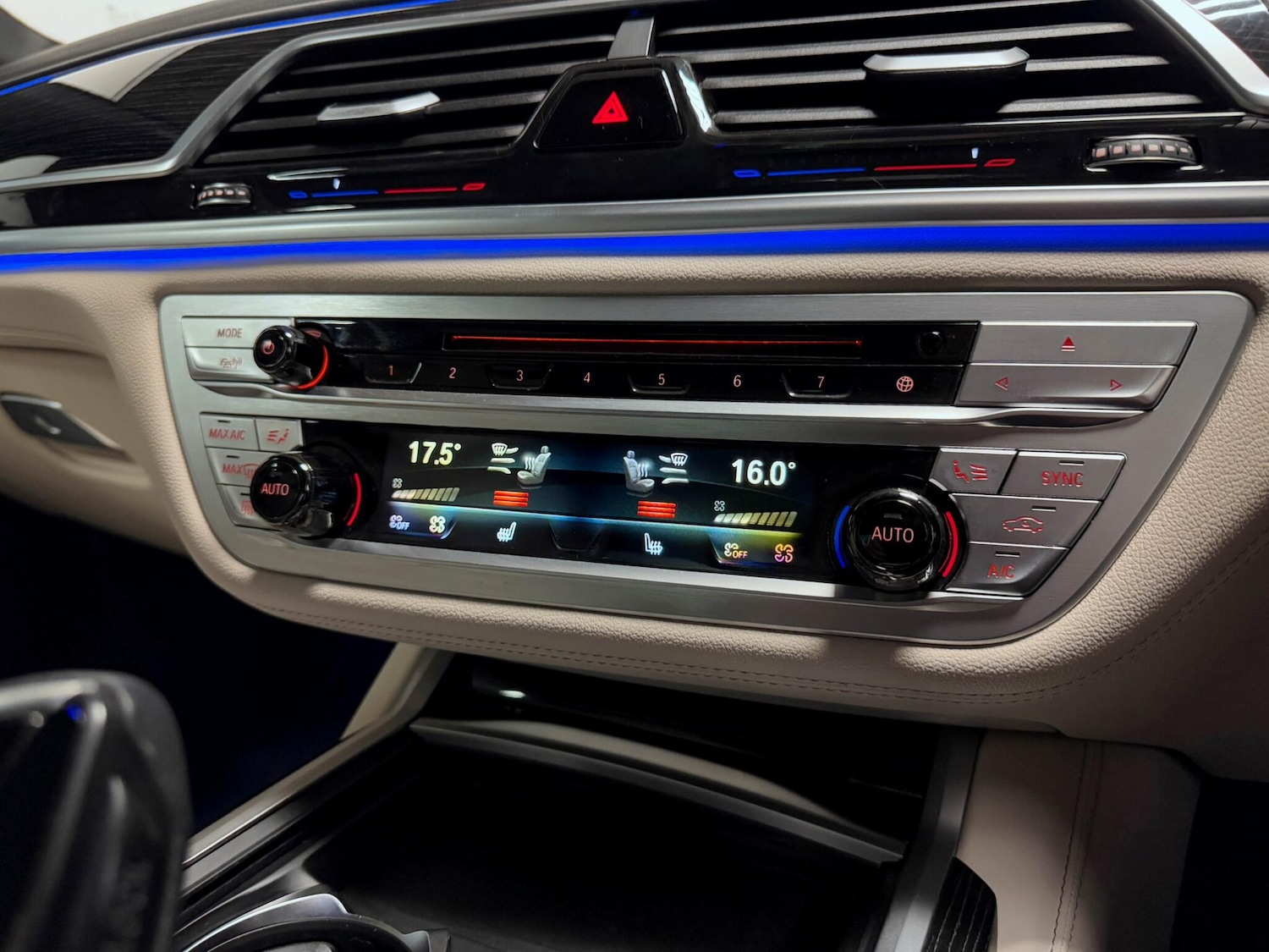 Used BMW 7 Series 2021 for sale - 76060379: Photo 43