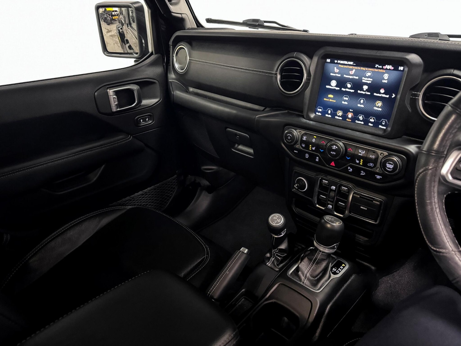 Used Jeep Wrangler 2020 for sale - 76606832: Photo 24