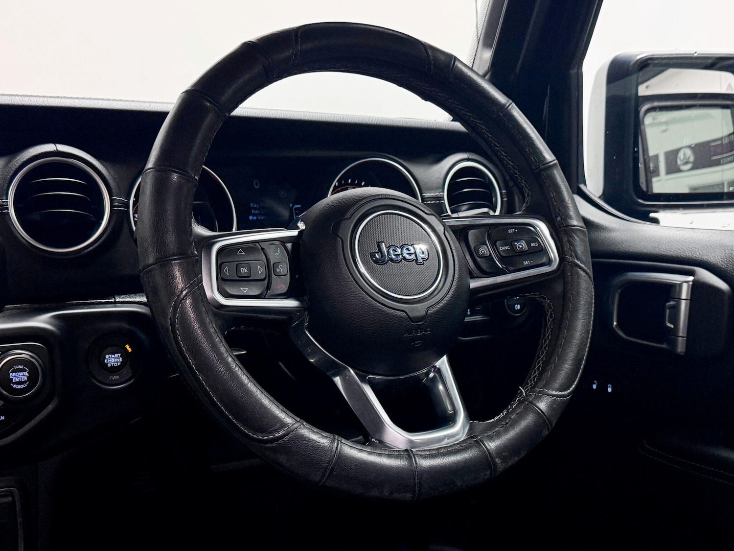 Used Jeep Wrangler 2020 for sale - 76606832: Photo 33