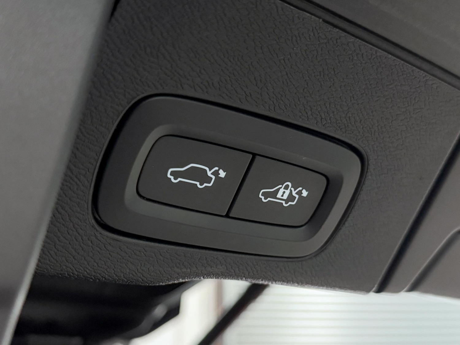 Used Volvo XC60 2022 for sale - 76199880: Photo 16