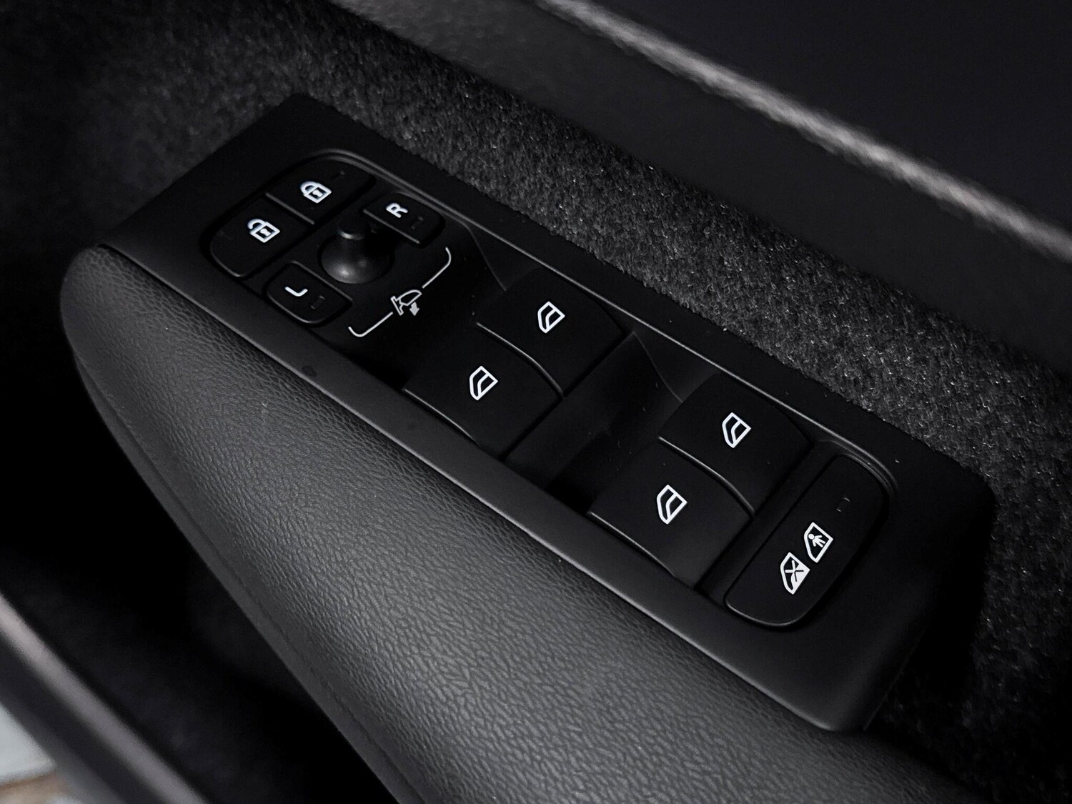 Used Volvo Other 2025 for sale - 76886534: Photo 18