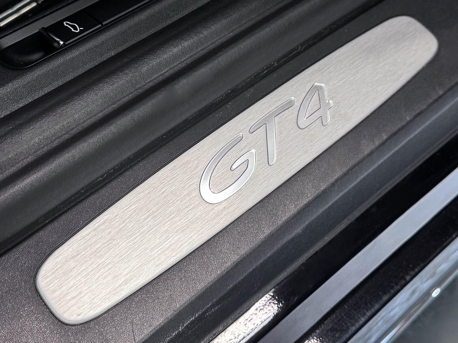 Used Porsche Cayman 2020 for sale - 76991260: Photo 23