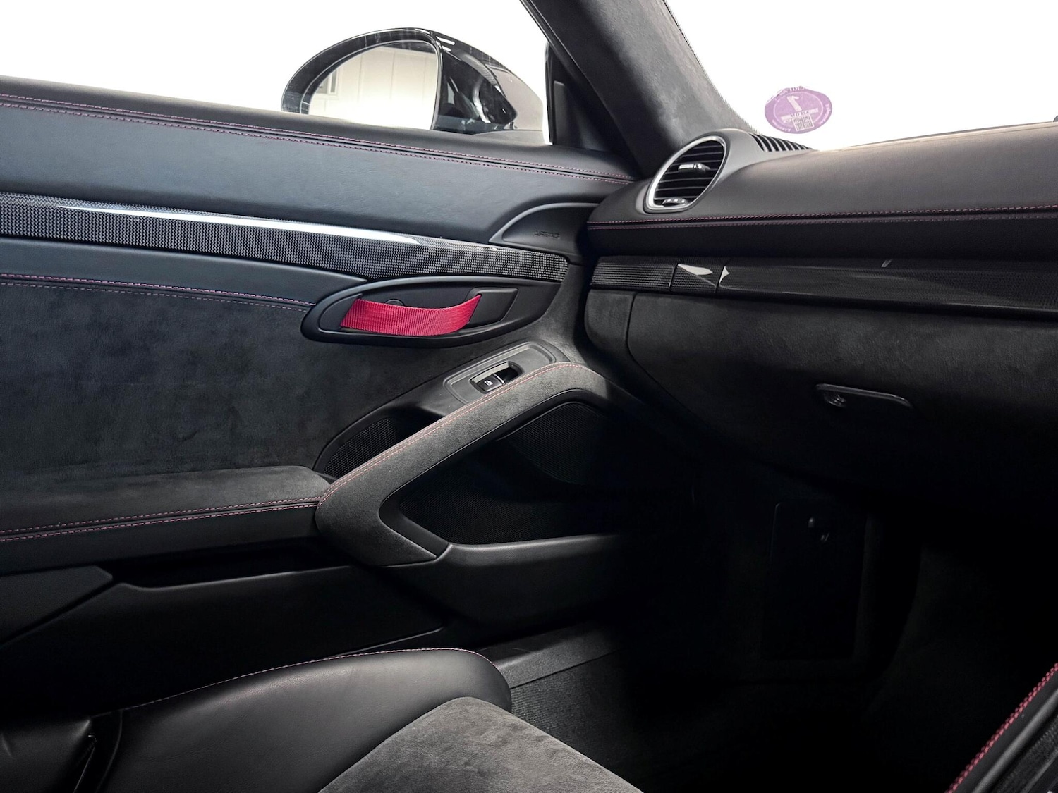 Used Porsche Cayman 2020 for sale - 76991260: Photo 31