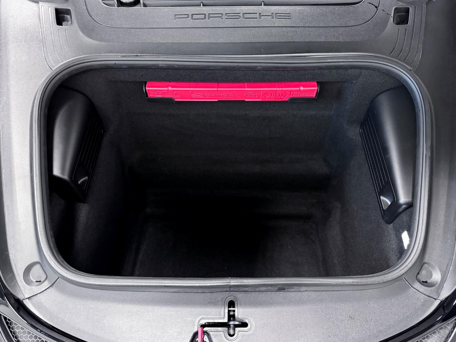 Used Porsche Cayman 2020 for sale - 76991260: Photo 9