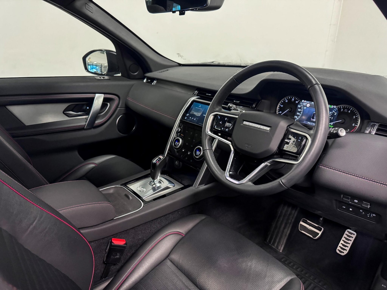 Used Land Rover Discovery Sport 2023 for sale - 77215100: Photo 18