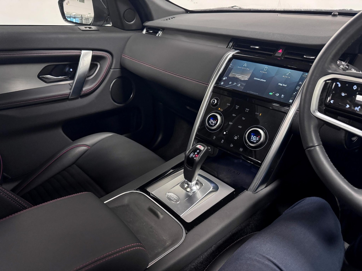 Used Land Rover Discovery Sport 2023 for sale - 77215100: Photo 24