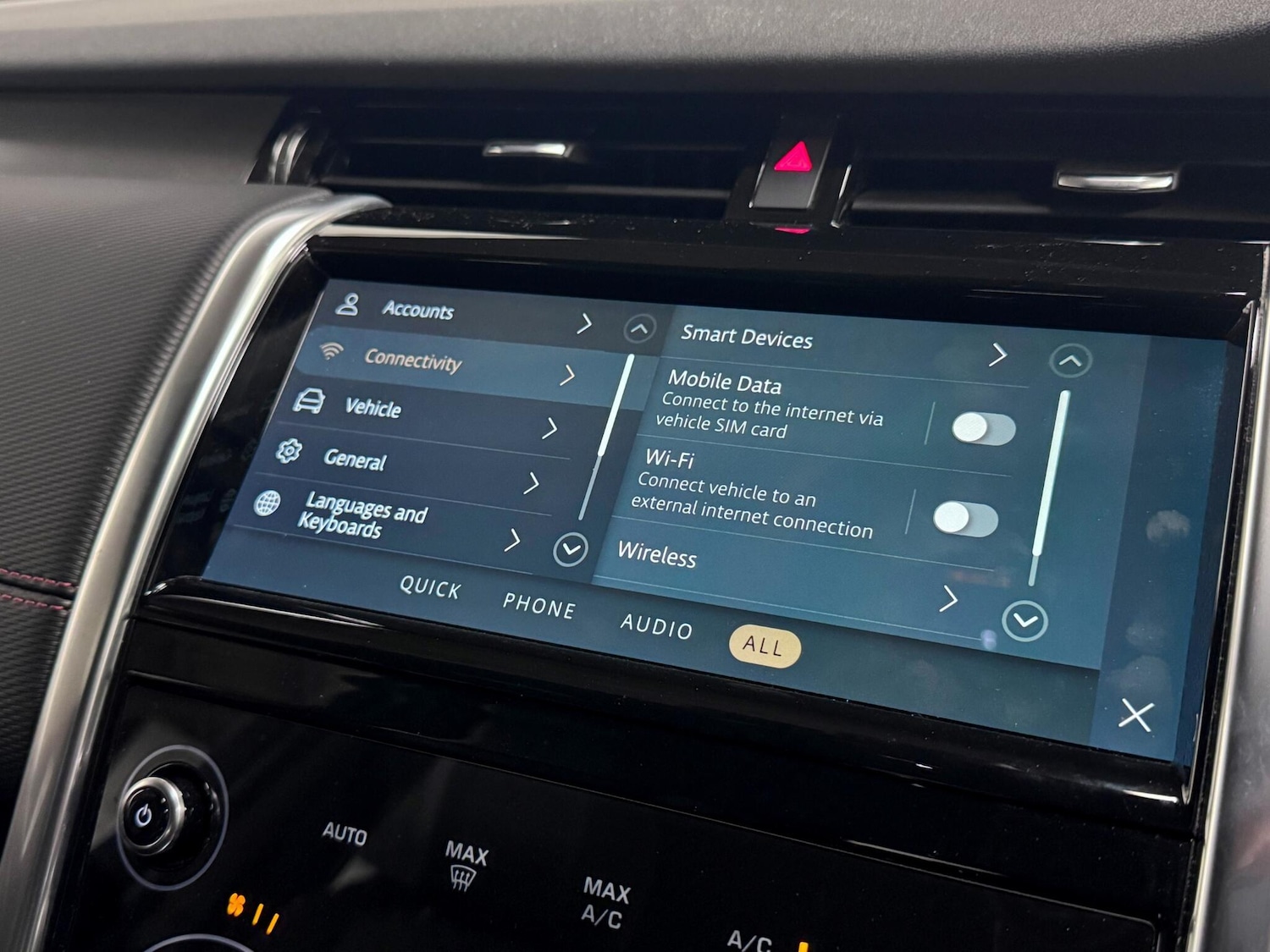 Used Land Rover Discovery Sport 2023 for sale - 77215100: Photo 42