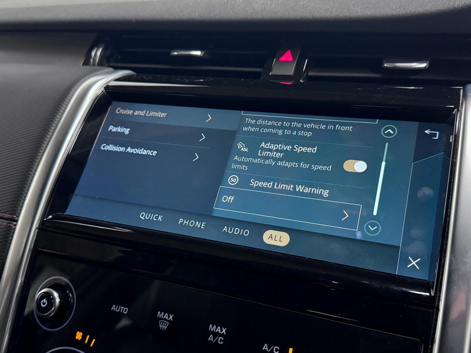 Used Land Rover Discovery Sport 2023 for sale - 77215100: Photo 45