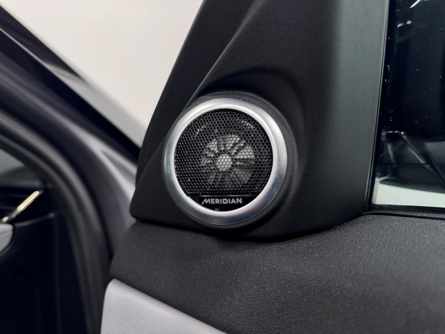 Used Land Rover Range Rover Evoque 2023 for sale - 76499980: Photo 16